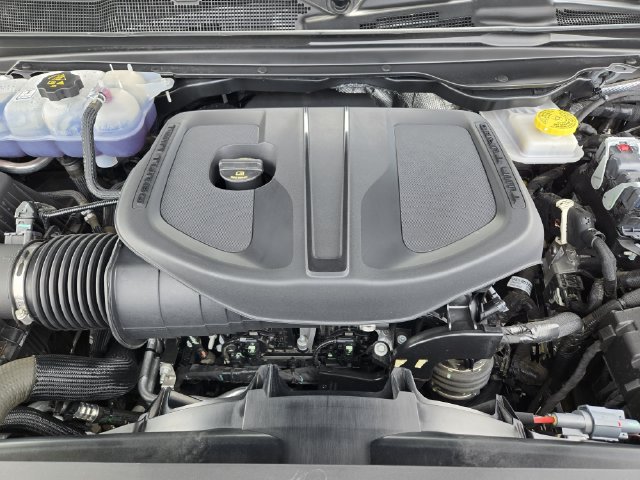 Used 2025 RAM 1500 Lone Star RWD image 40