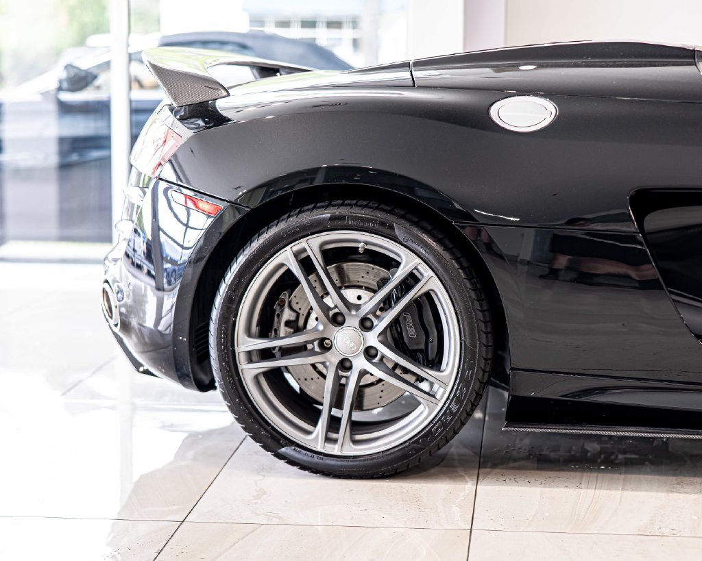 Used 2012 Audi R8 V10 AWD/4WD image 12