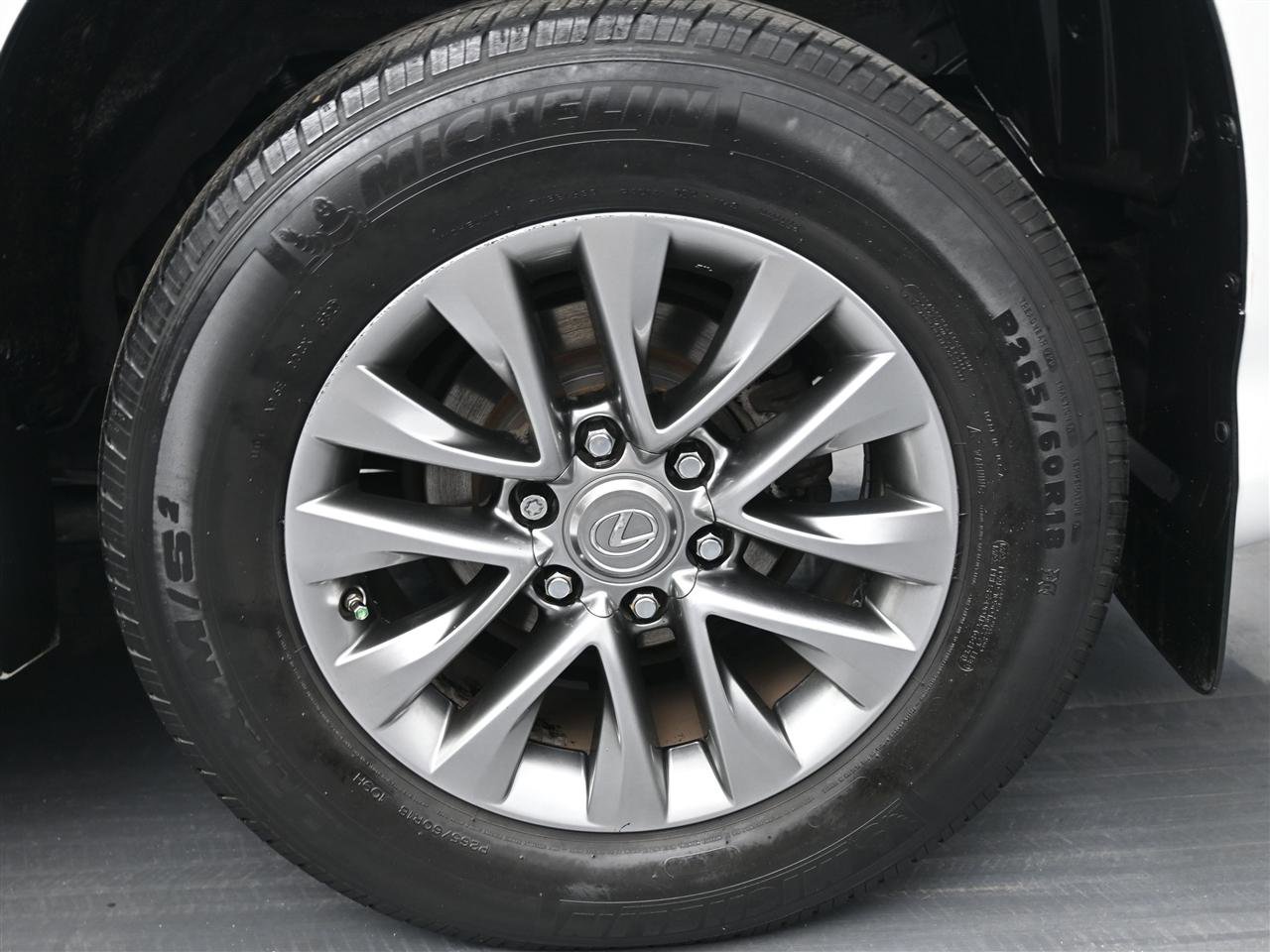 Used 2016 Lexus GX 460 Luxury AWD/4WD image 17