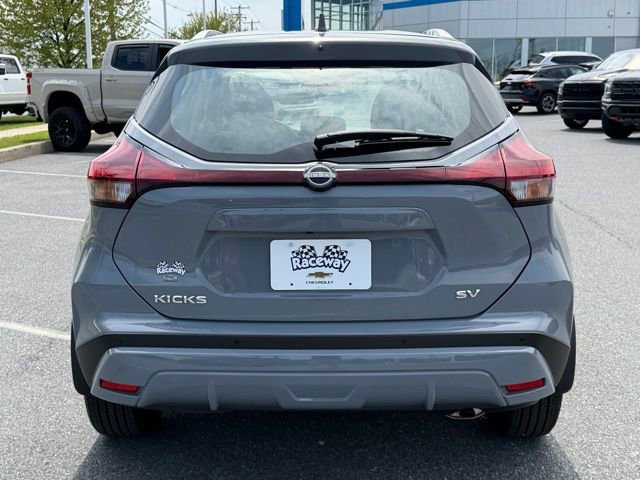 Used 2024 Nissan Kicks SV FWD image 12