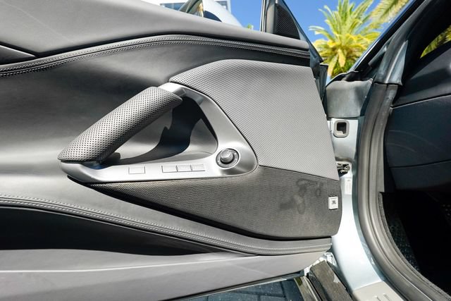 Used 2018 Ferrari 812 Superfast RWD image 48