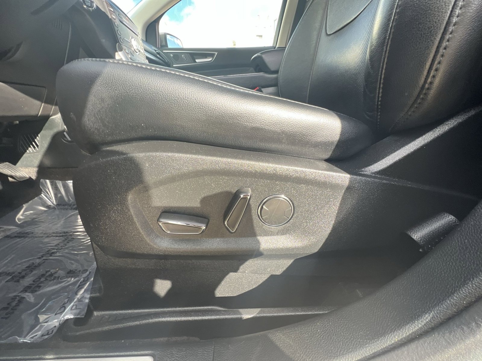 Used 2019 Ford Edge Titanium w/ Equipment Group 301A image 14