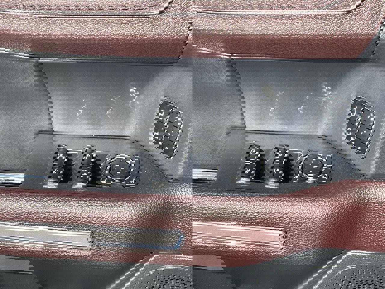 Certified 2023 Ford Expedition Max Limited image 34