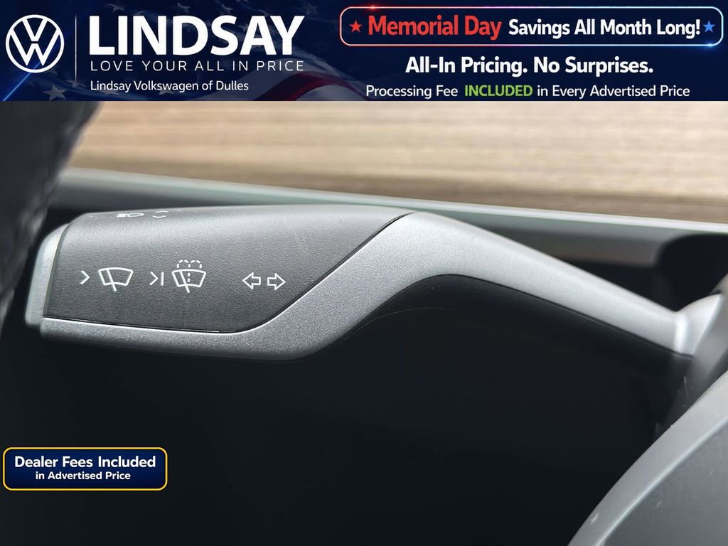 Used 2024 Tesla Model Y Long Range AWD/4WD image 20