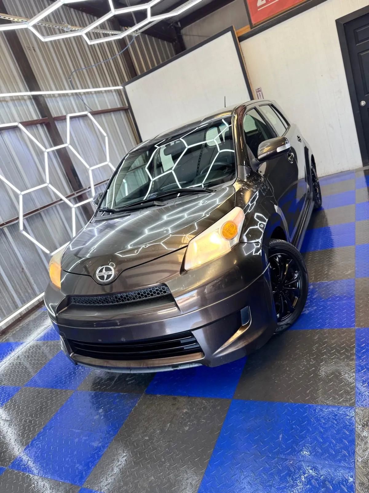 Used 2011 Scion xD Hatchback 4D image 14
