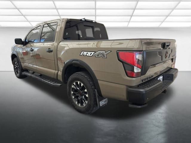 Used 2023 Nissan Titan PRO-4X w/ Pro-4x Convenience Package image 4