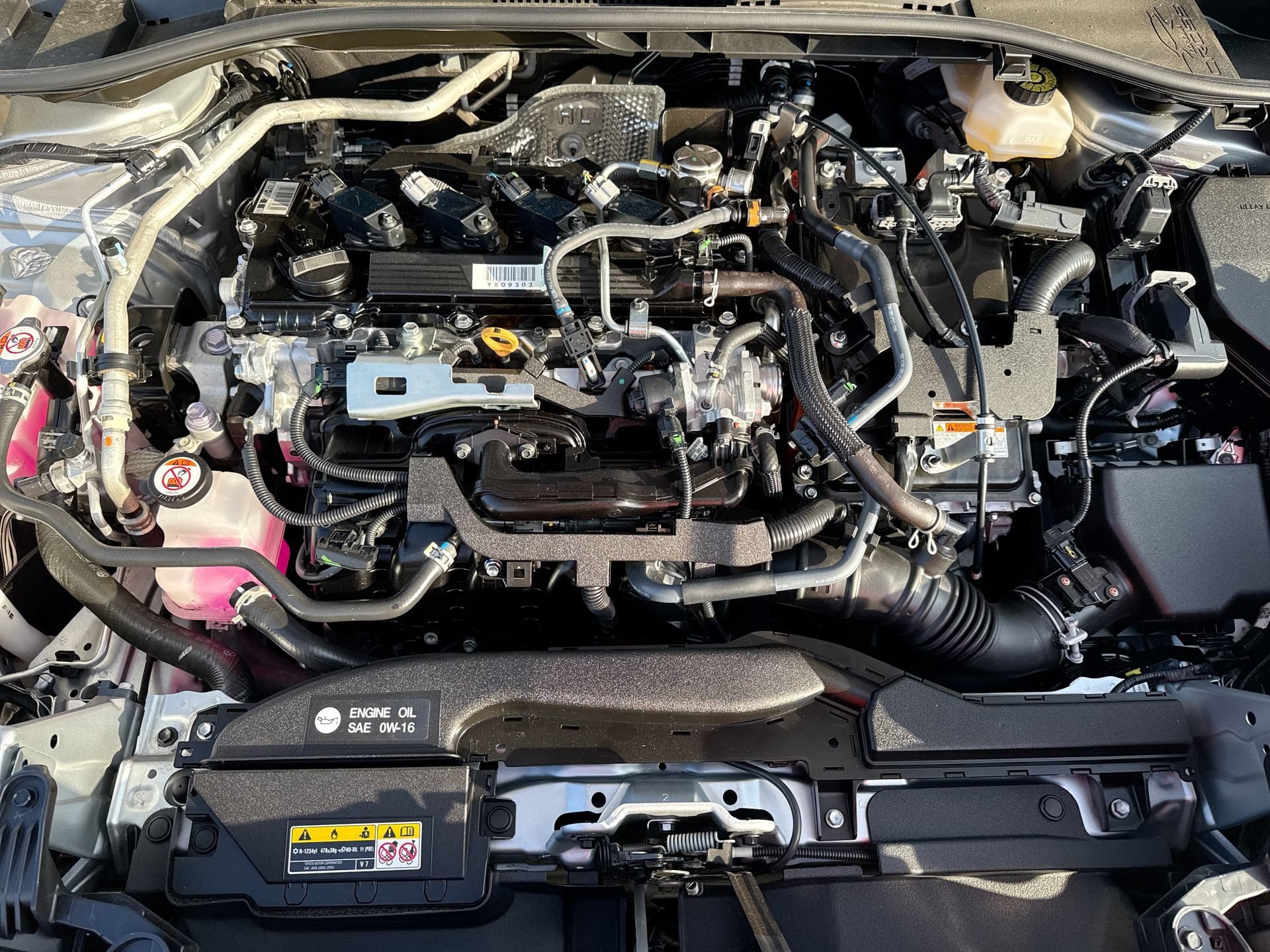 Certified 2025 Toyota Corolla Cross AWD Hybrid image 17