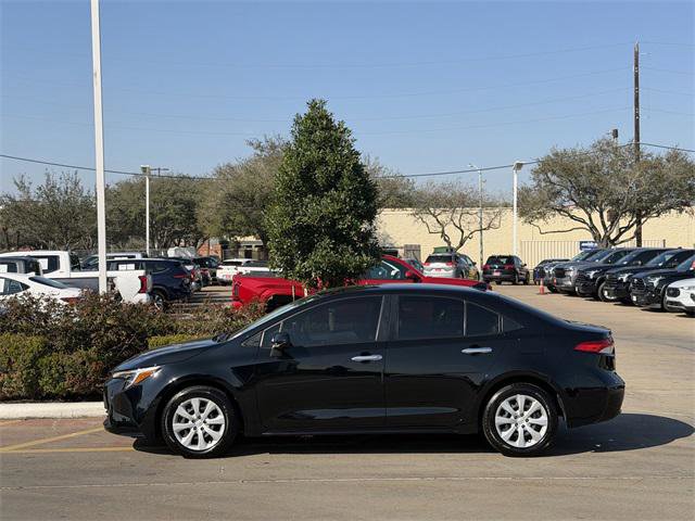 Certified 2024 Toyota Corolla LE image 4
