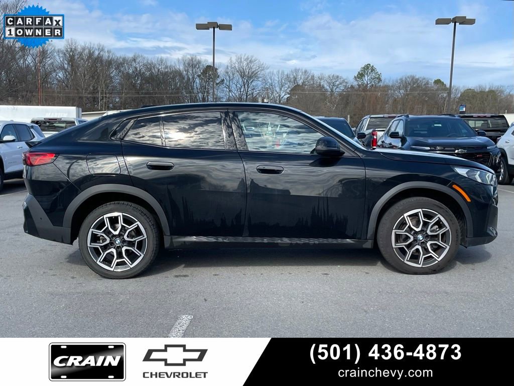 Used 2025 BMW X2 xDrive28i image 9