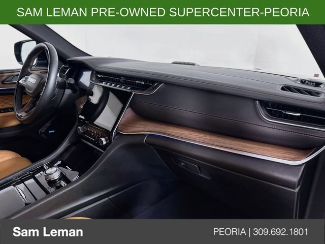 Used 2022 Jeep Grand Cherokee Summit w/ Luxury Tech Group V AWD/4WD image 30