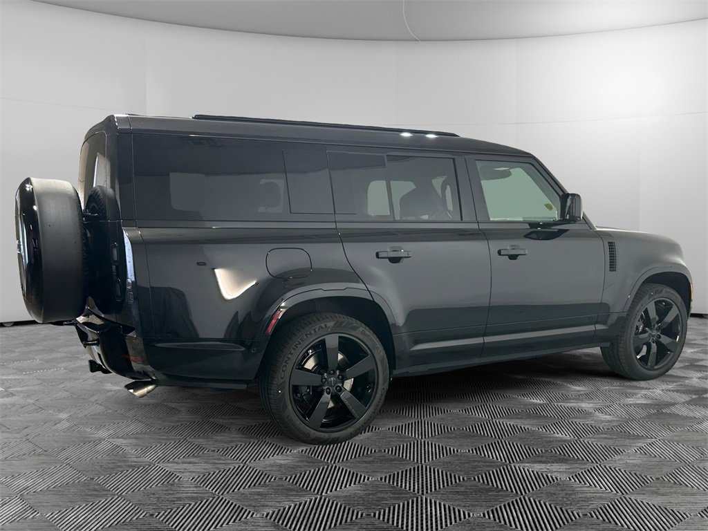 New 2026 Land Rover Defender 130 V8 image 6