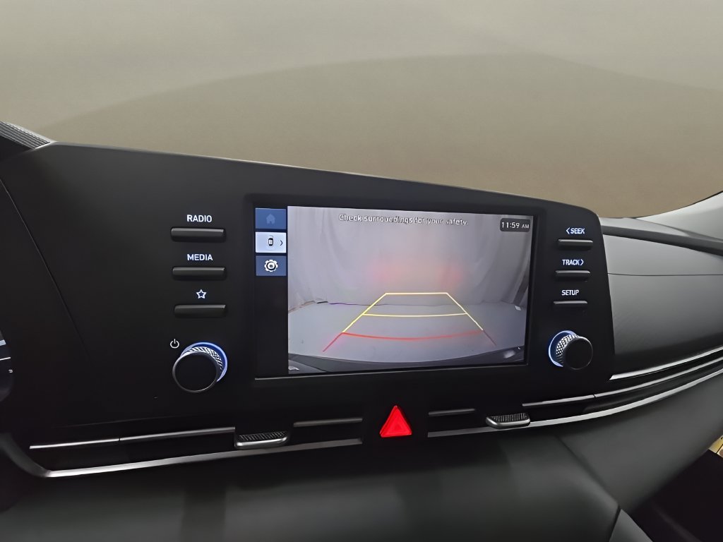 New 2026 Hyundai Elantra SE FWD image 32