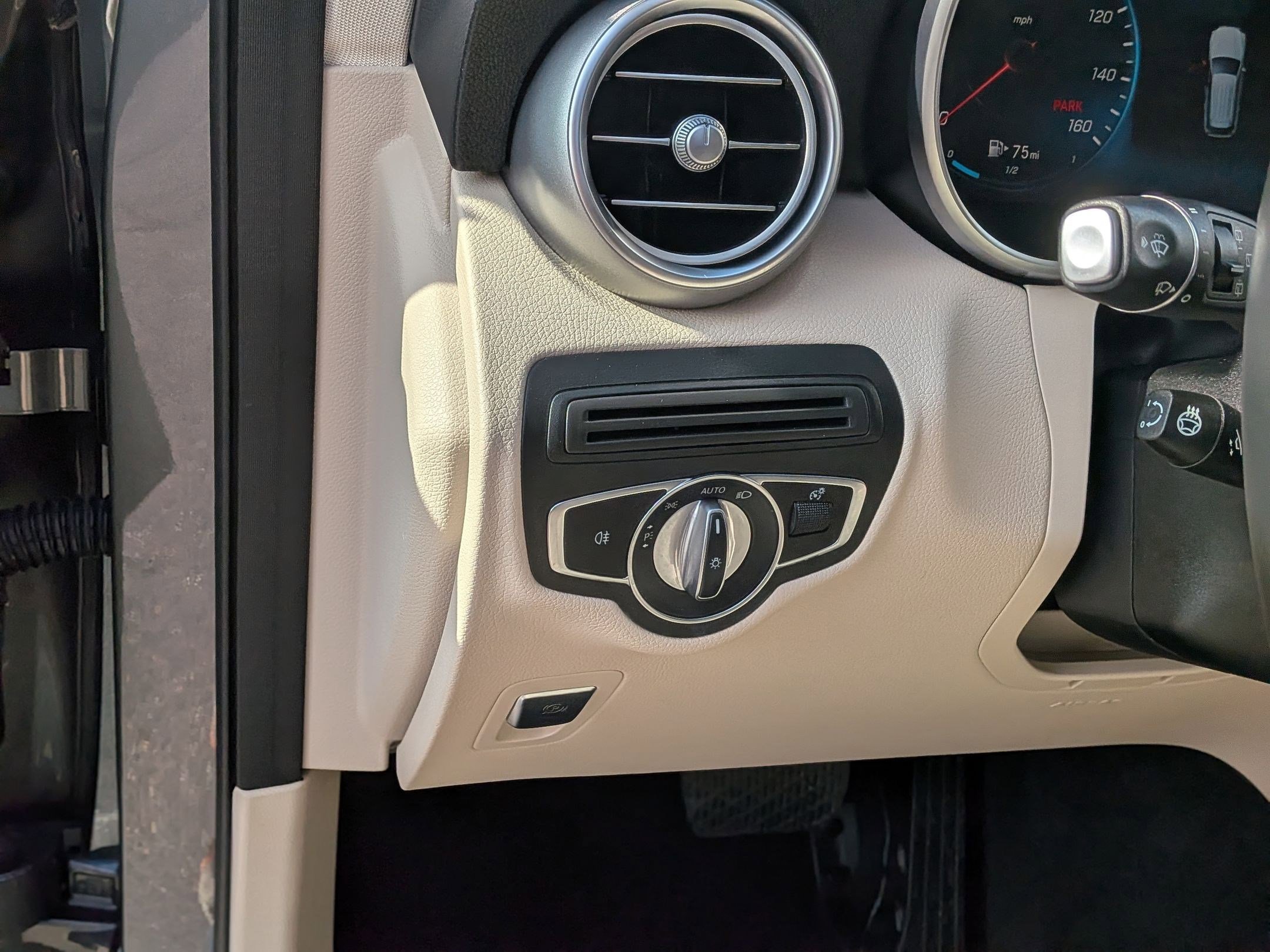 Certified 2021 Mercedes-Benz GLC 300 4MATIC image 15