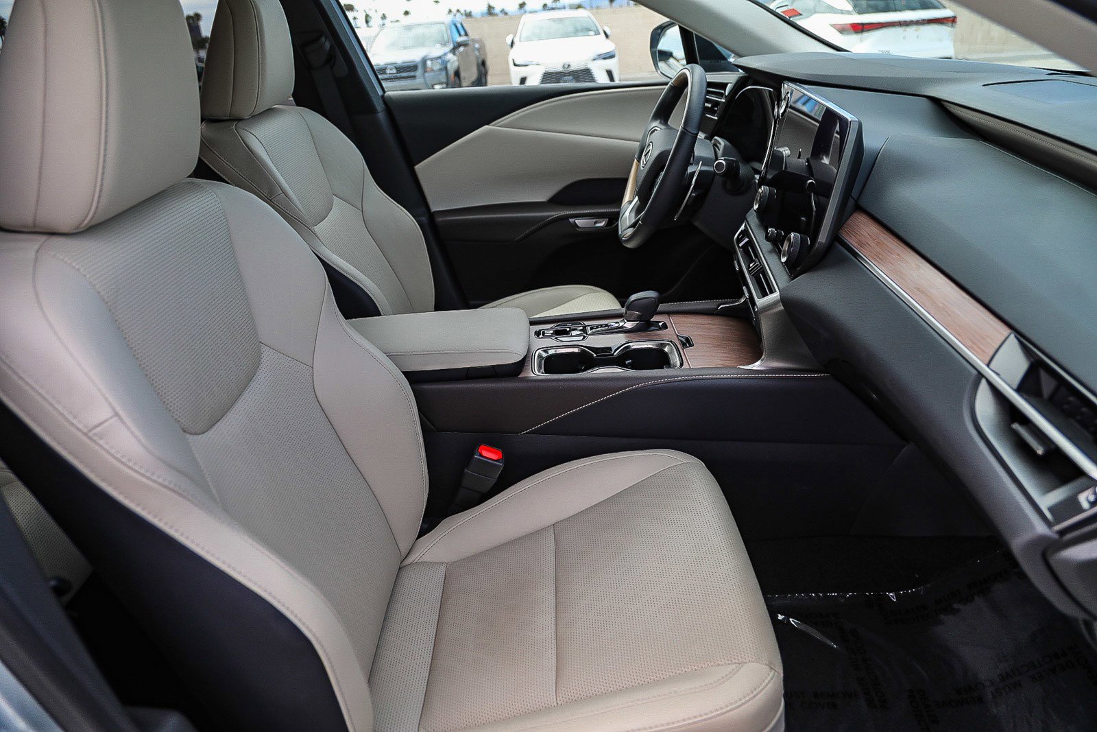 Used 2023 Lexus RX 350 Premium Plus w/ Cold Area Package FWD image 16