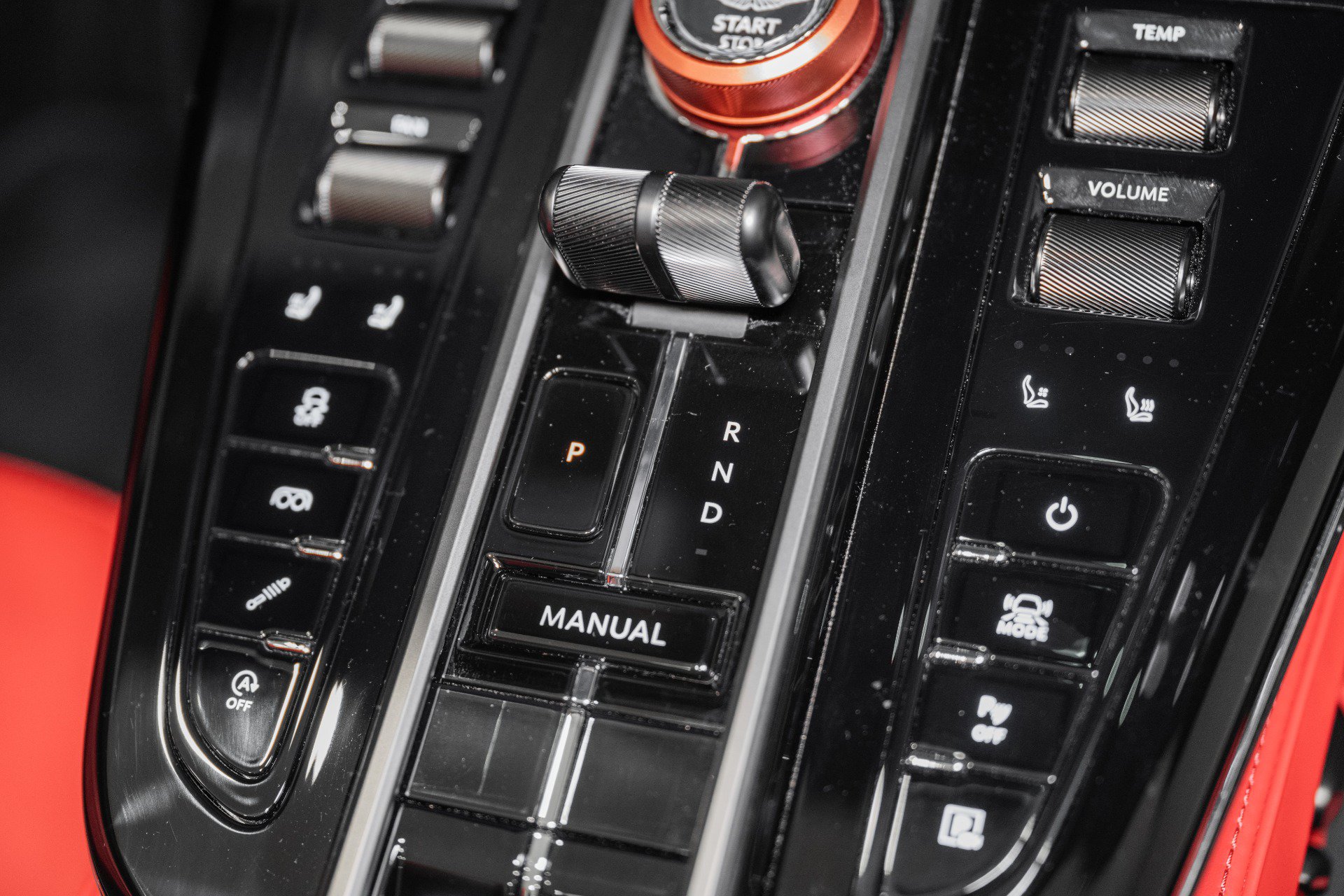 New 2026 Aston Martin V8 Vantage S RWD image 29