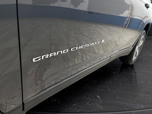 New 2026 Jeep Grand Cherokee L Limited w/ Luxury Tech Group II image 37