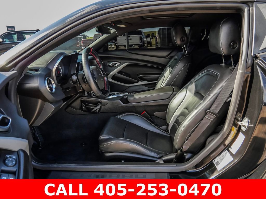Used 2023 Chevrolet Camaro LT RWD image 18