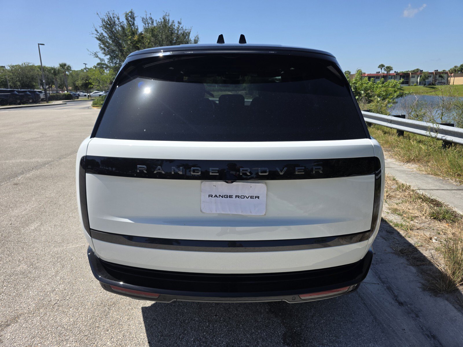 New 2026 Land Rover Range Rover SE AWD/4WD image 6