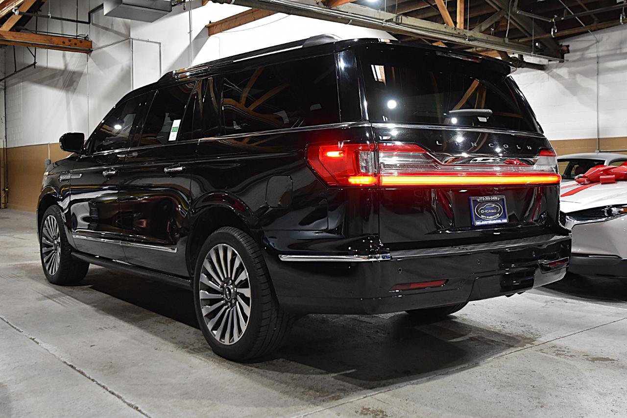Used 2018 Lincoln Navigator L Reserve w/ Technology Package AWD/4WD image 9