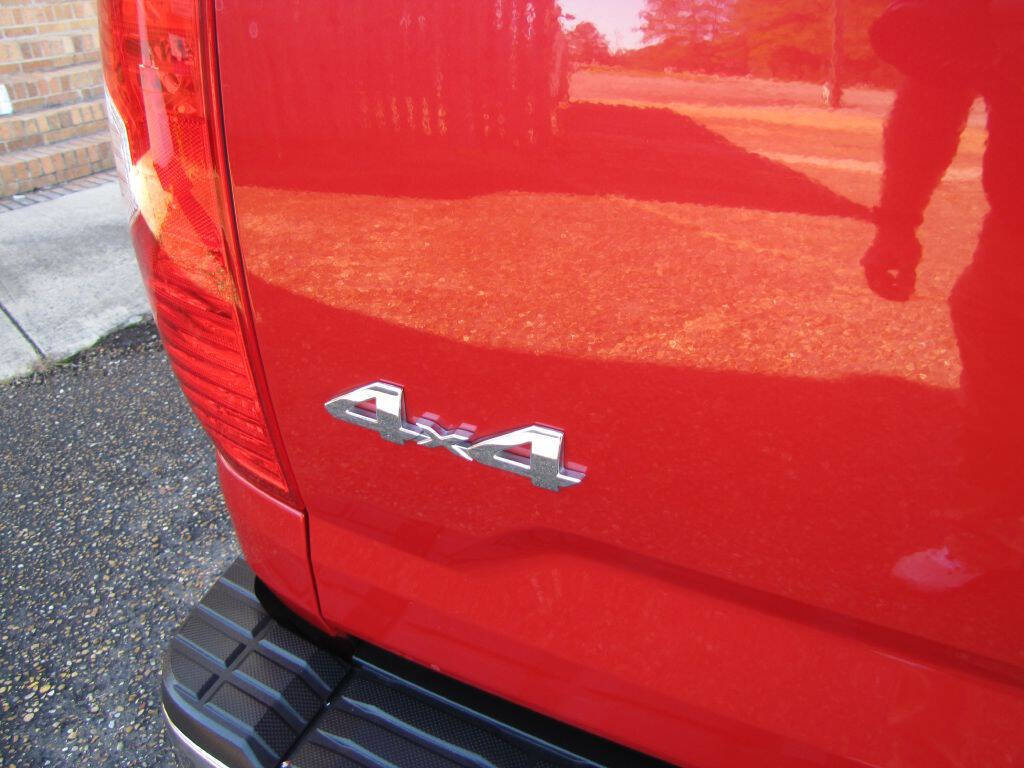 Used 2019 Toyota Tundra SR5 image 31