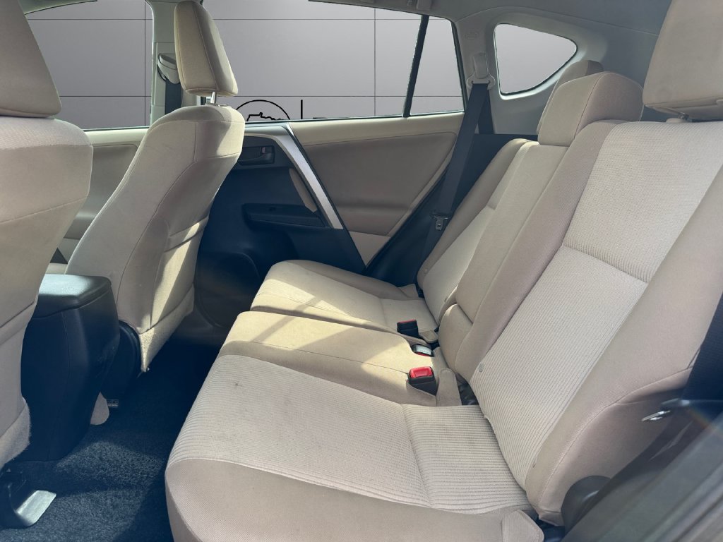 Used 2013 Toyota RAV4 LE AWD/4WD image 16