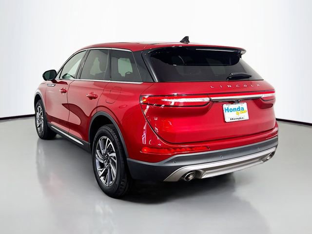 Used 2025 Lincoln Corsair AWD w/ Equipment Group 101A image 7