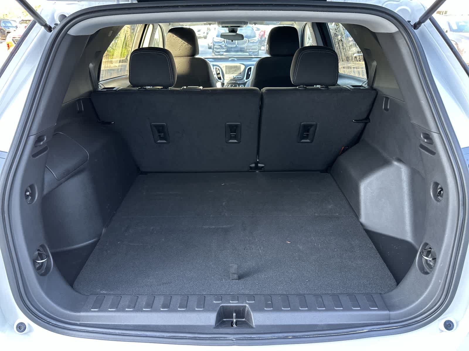 Used 2023 Chevrolet Equinox LS w/ LS Convenience Package FWD image 16