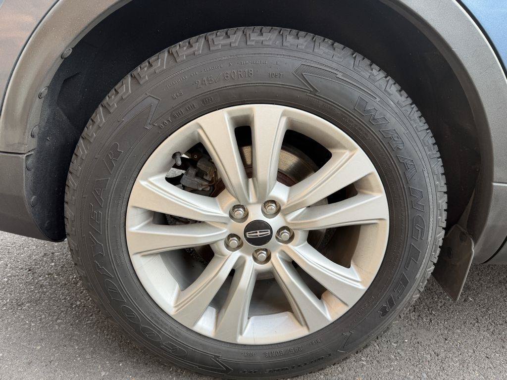 Used 2018 Lincoln MKX Premiere FWD image 11