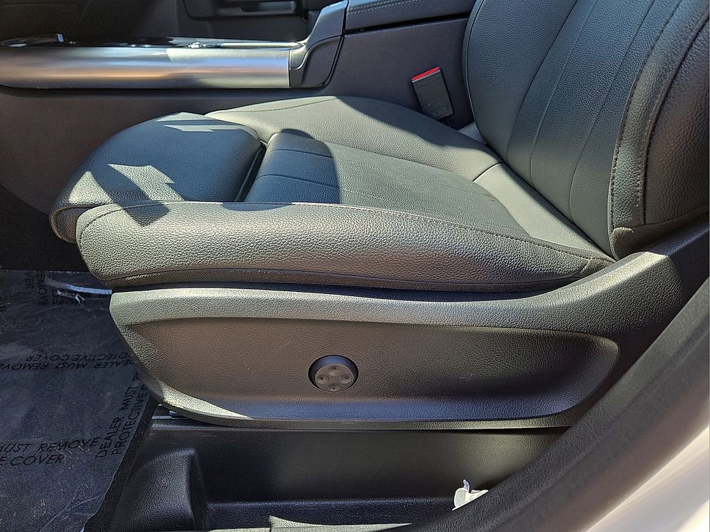 Used 2025 Mercedes-Benz GLA 250 image 25