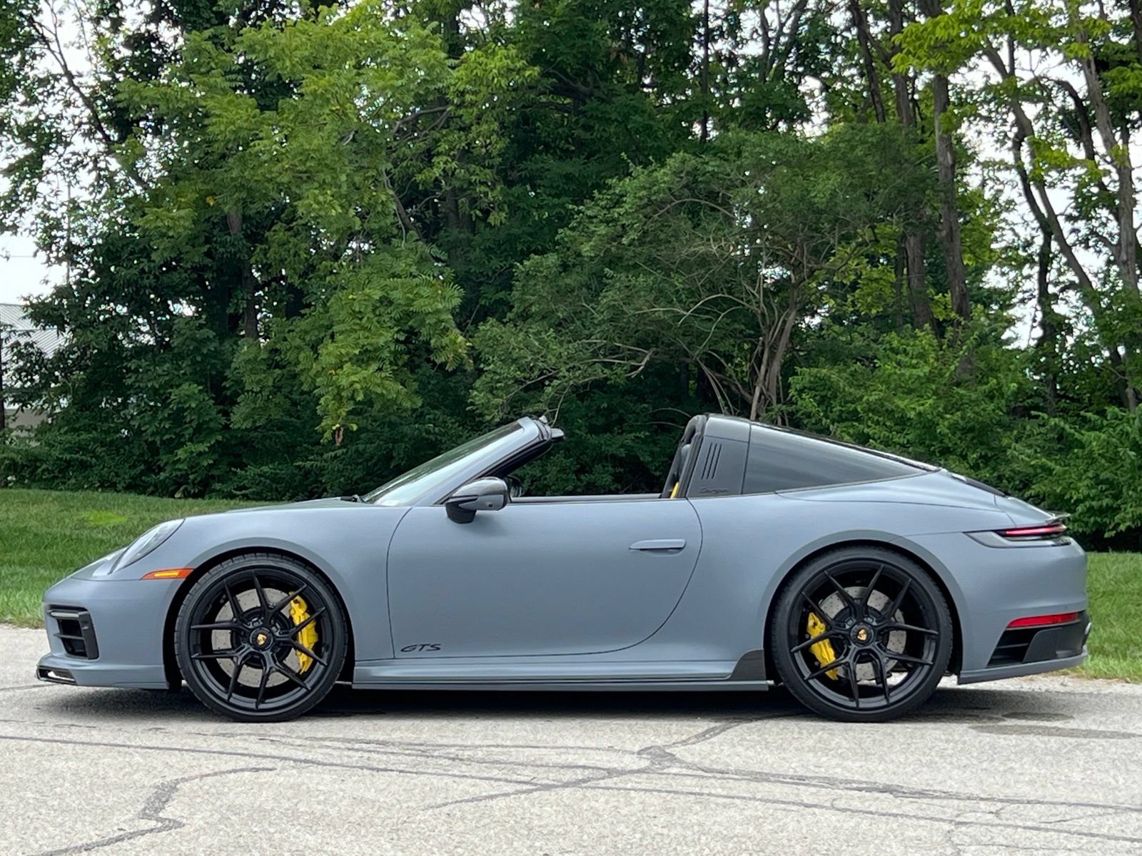 Certified 2024 Porsche 911 Targa 4 GTS AWD/4WD image 2
