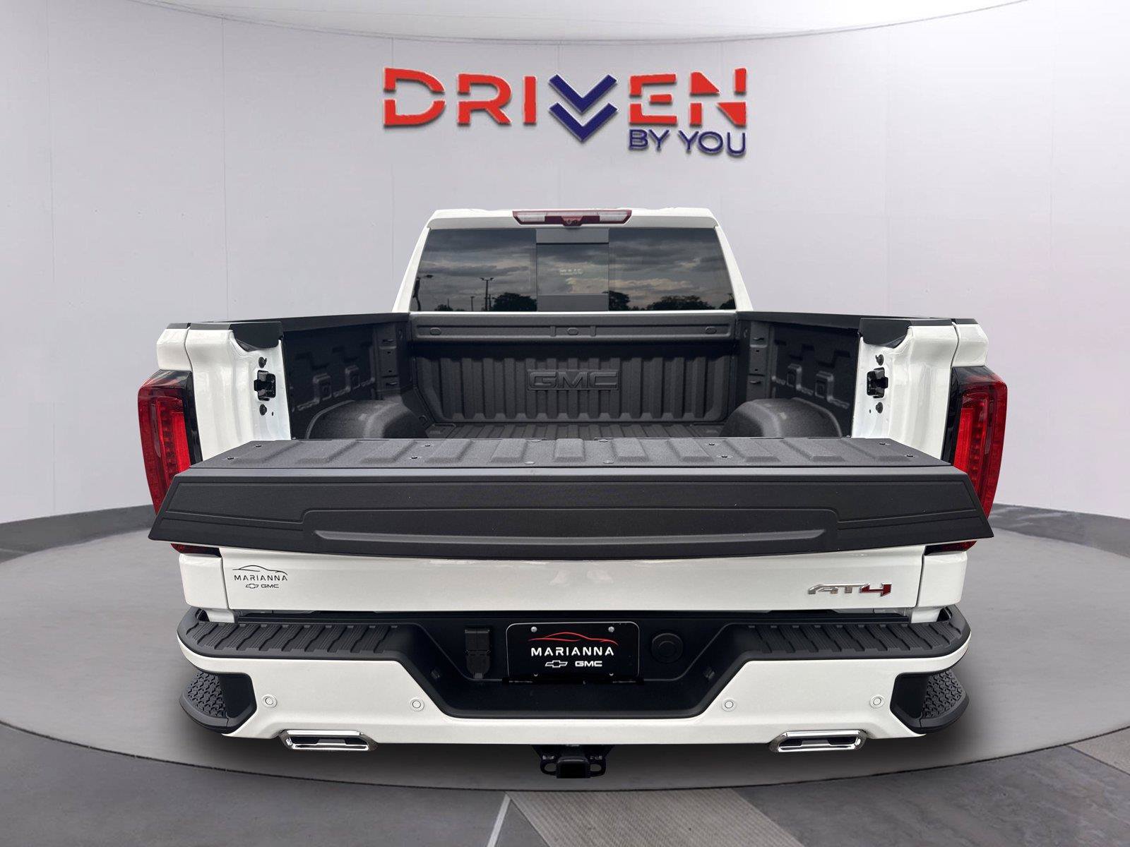New 2026 GMC Sierra 1500 AT4 w/ AT4 Premium Package AWD/4WD image 31