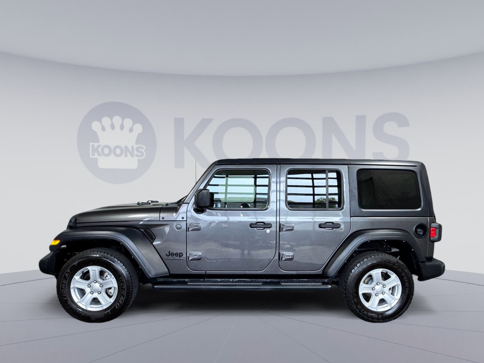 Used 2023 Jeep Wrangler Unlimited Sport AWD/4WD image 2