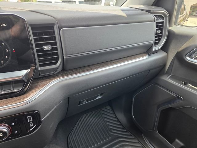 Used 2024 GMC Sierra 1500 Elevation image 27