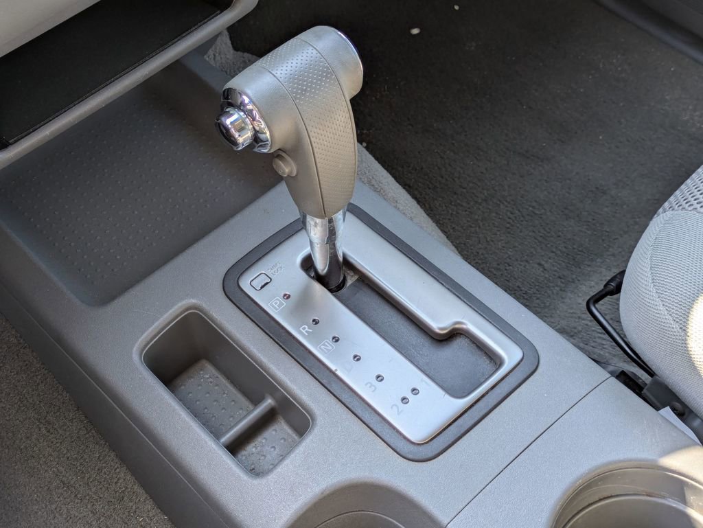 Used 2006 Nissan Frontier LE w/ (H01) Rockford Fosgate Pkg image 25