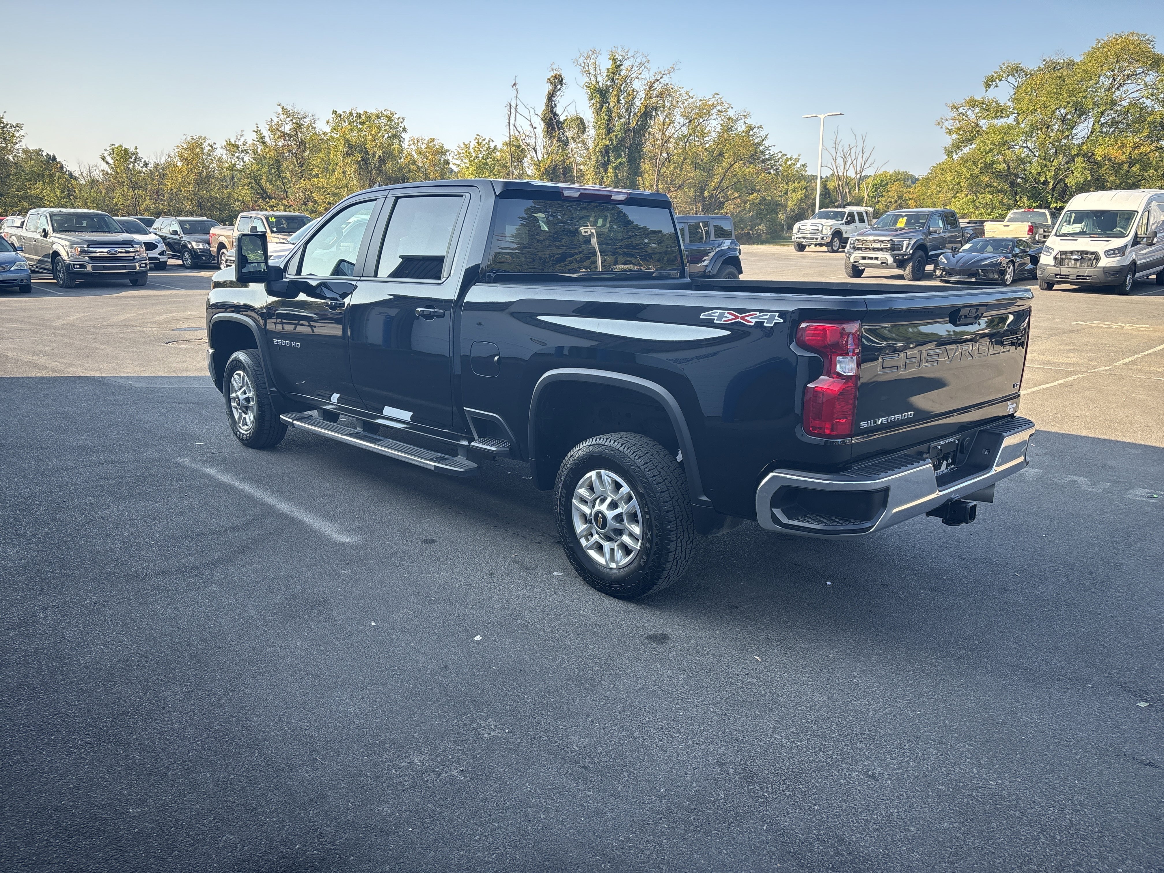 Used 2024 Chevrolet Silverado 2500 LT image 6
