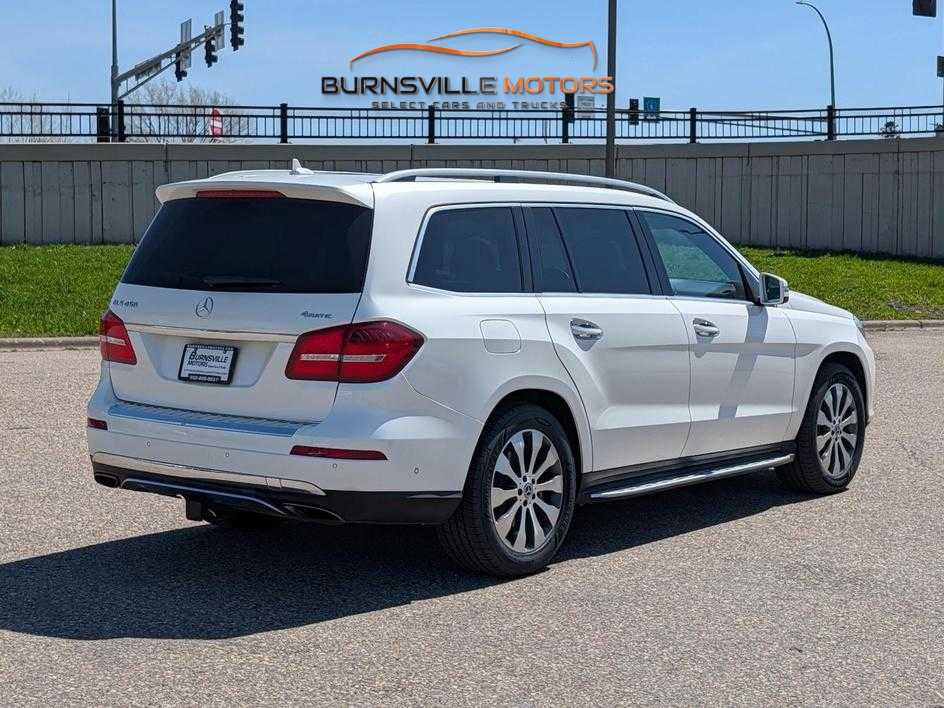 Used 2010 Mercedes-Benz C 300 Sport image 33