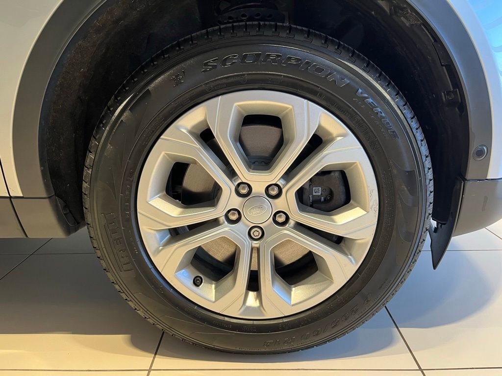 Used 2021 Land Rover Discovery Sport S AWD/4WD image 15