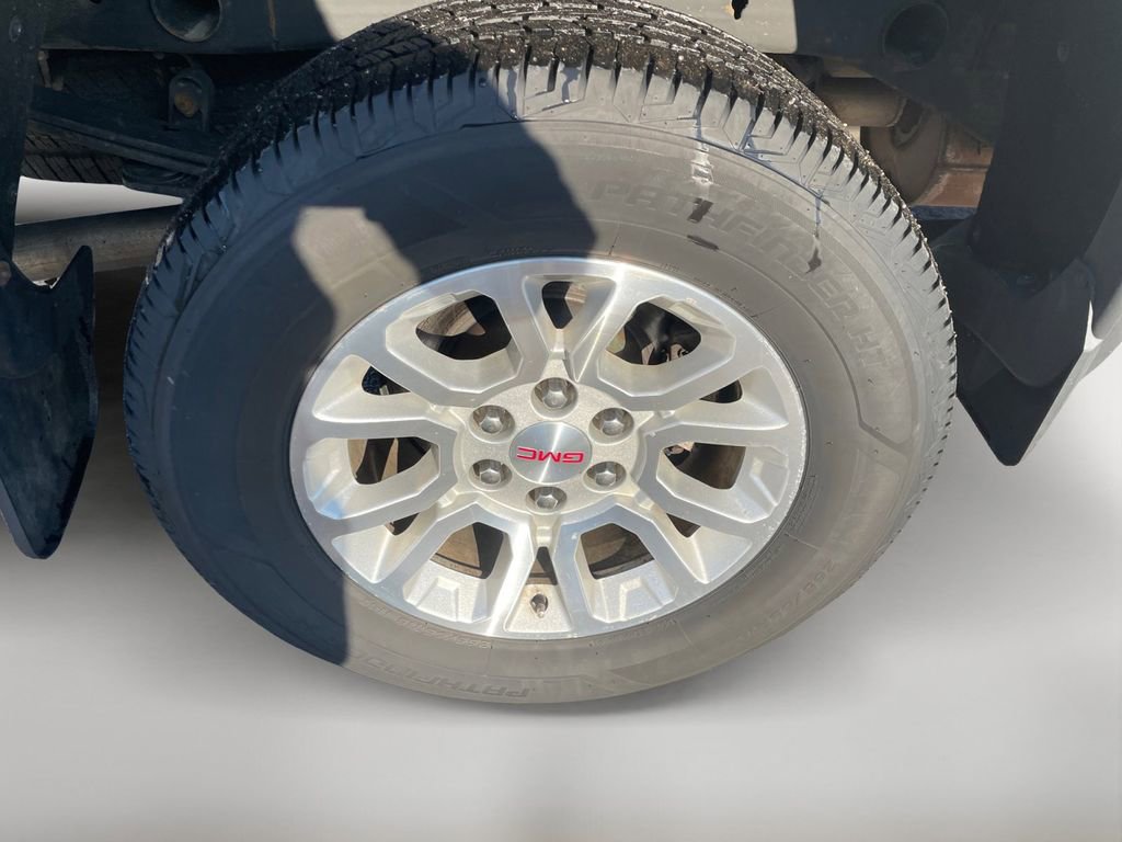 Used 2017 GMC Sierra 1500 SLE w/ SLE Value Package image 10