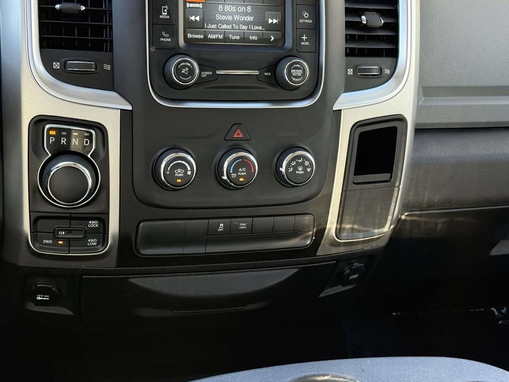 Used 2019 RAM 1500 Classic SLT AWD/4WD image 19