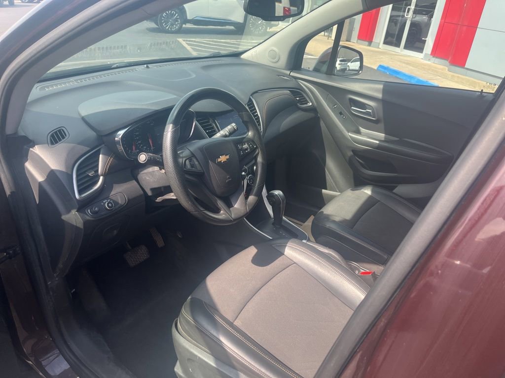 Used 2021 Chevrolet Trax LT AWD/4WD image 20