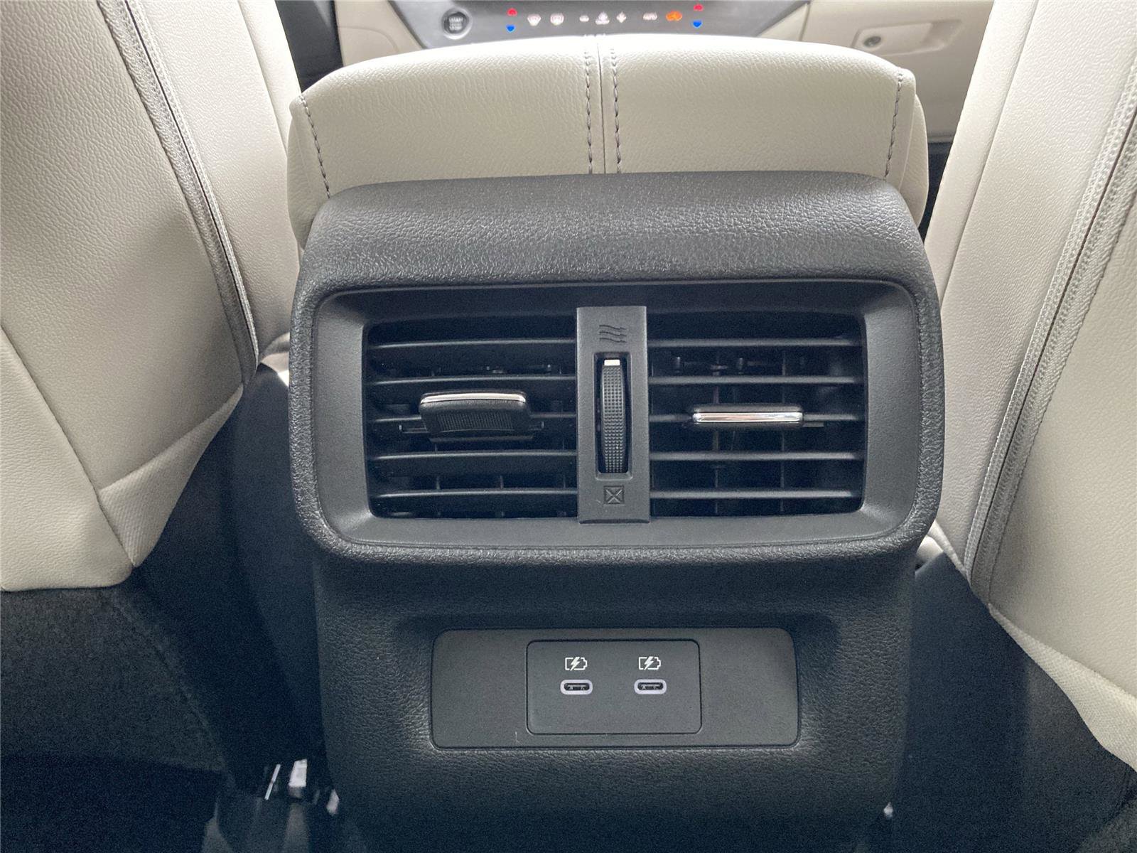 New 2025 Nissan Murano SV image 28