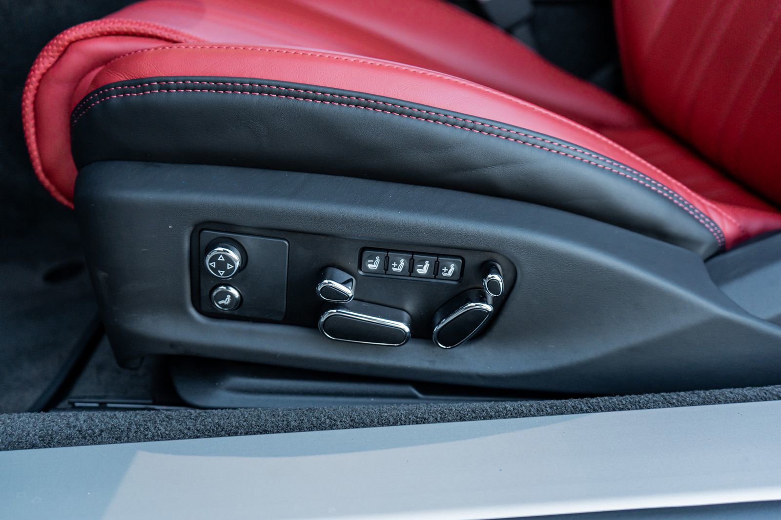 Used 2023 Bentley Continental GT Mulliner image 29