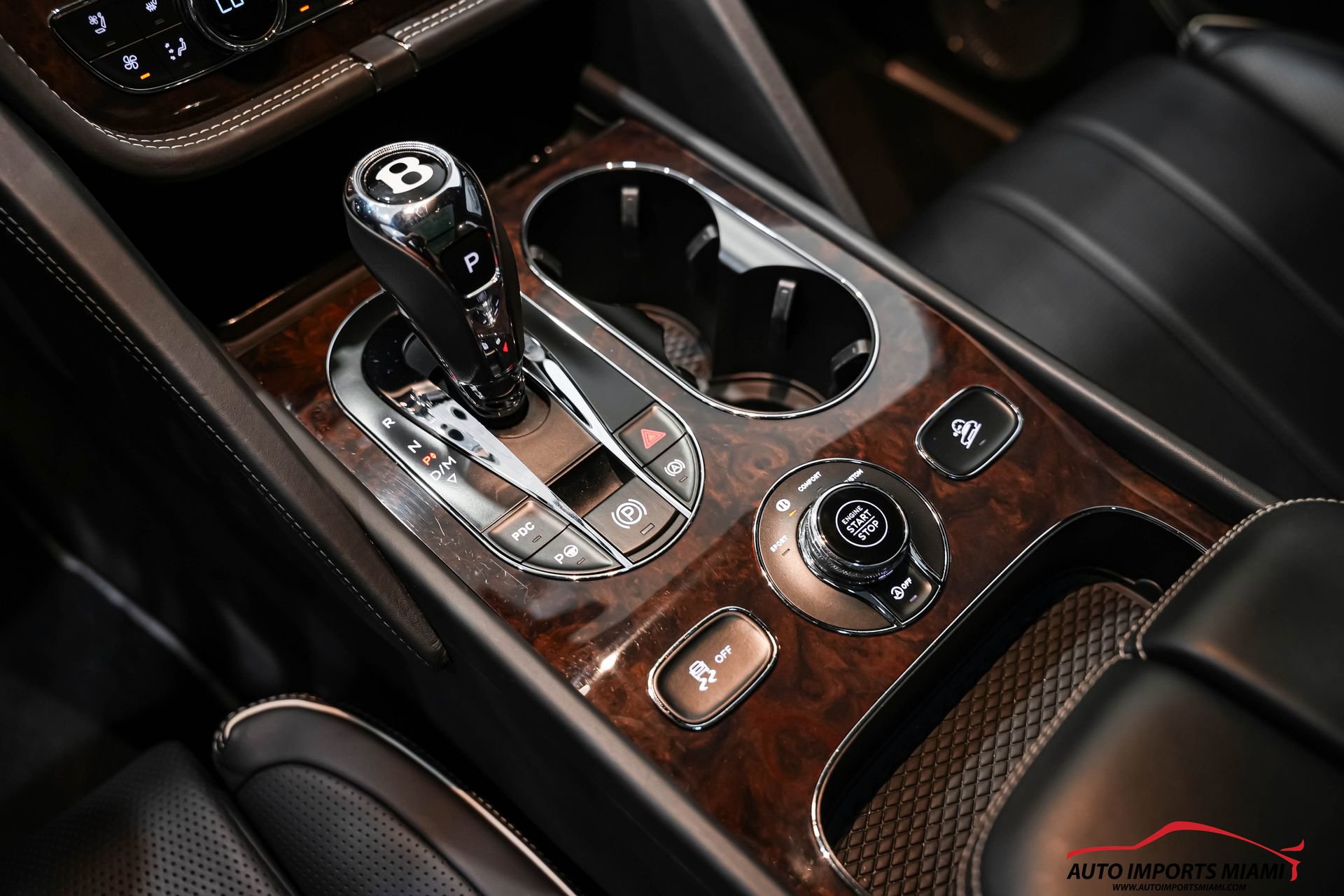 Used 2021 Bentley Bentayga AWD/4WD image 73