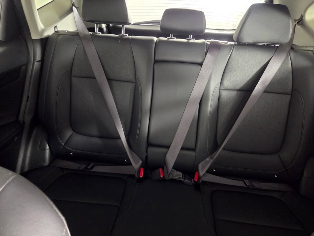Used 2024 Kia Seltos EX FWD image 22