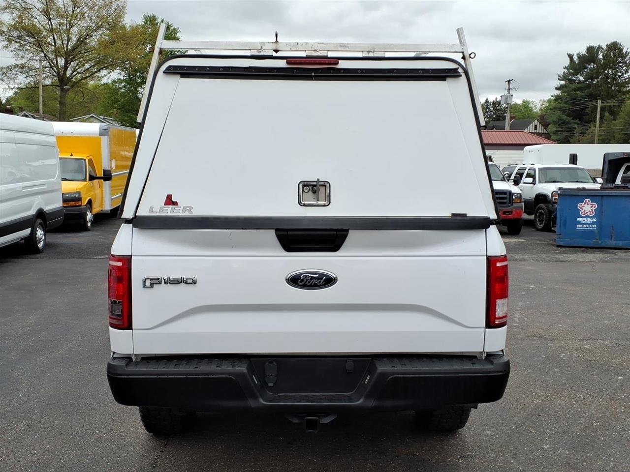 Used 2017 Ford F150 XL w/ Equipment Group 101A Mid AWD/4WD image 4
