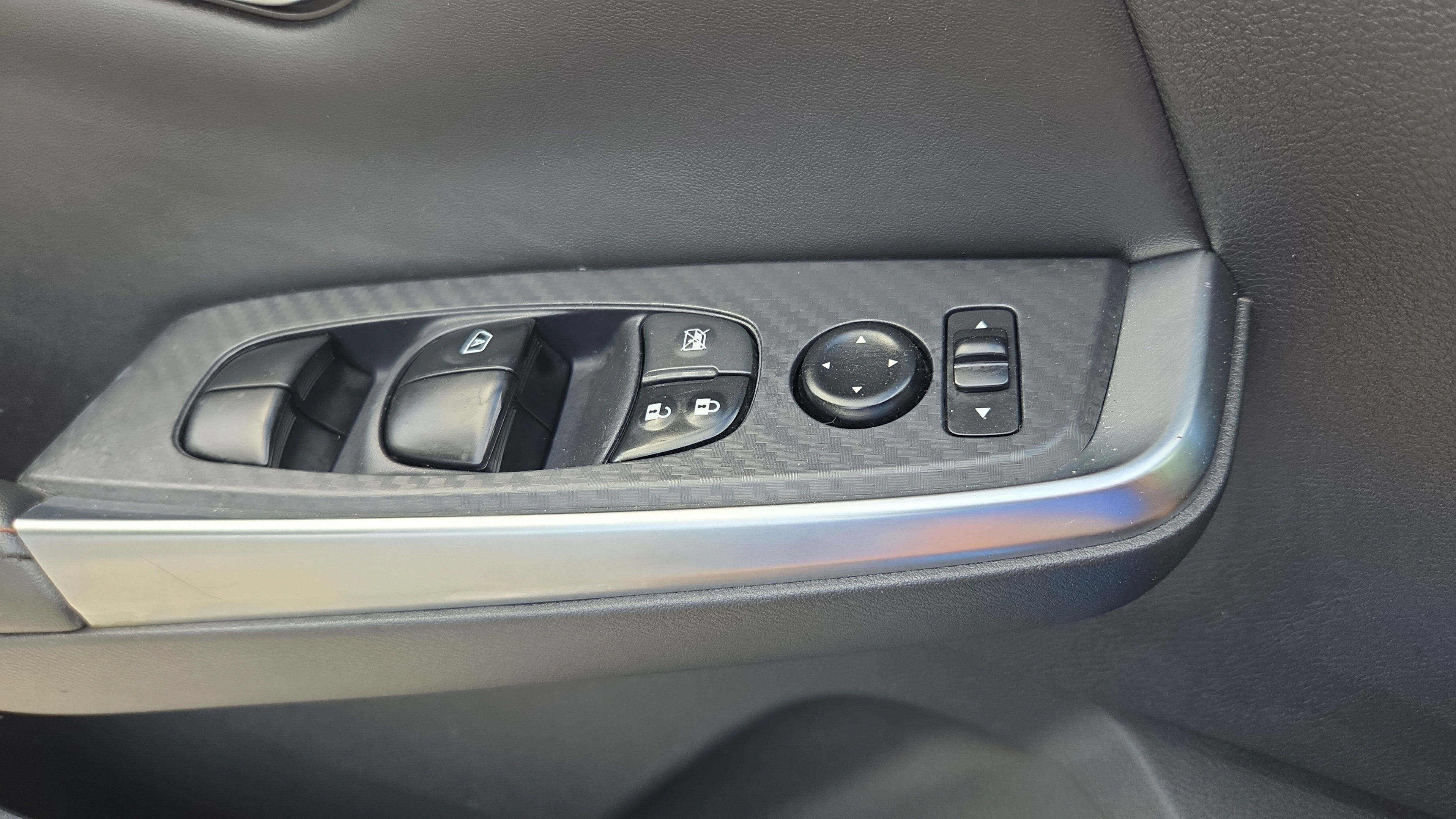 Used 2022 Nissan Sentra SR w/ Lighting Package FWD image 28