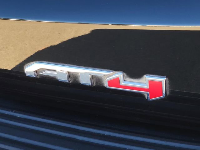 Used 2021 GMC Yukon AT4 w/ AT4 Premium Package image 5