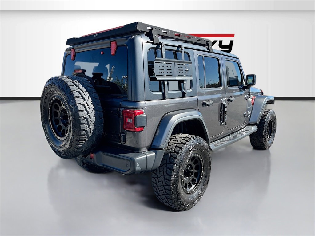 Used 2018 Jeep Wrangler Unlimited Sahara w/ Safety Group image 7