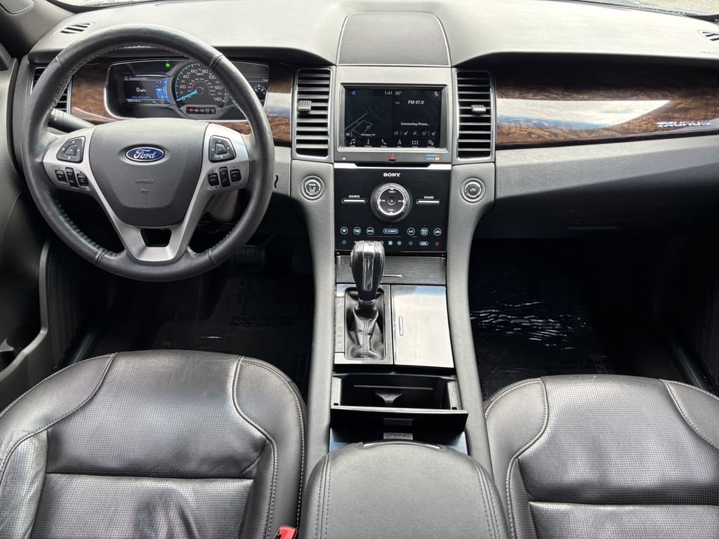 Used 2019 Ford Taurus Limited AWD/4WD image 21