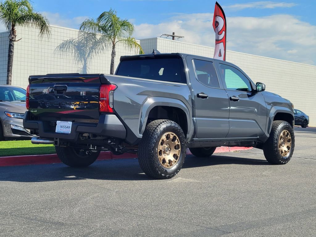 Used 2026 Toyota Tacoma SR image 2